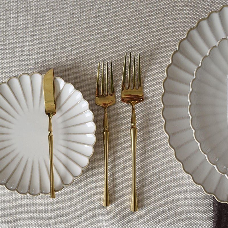 Hazel Plateware Set