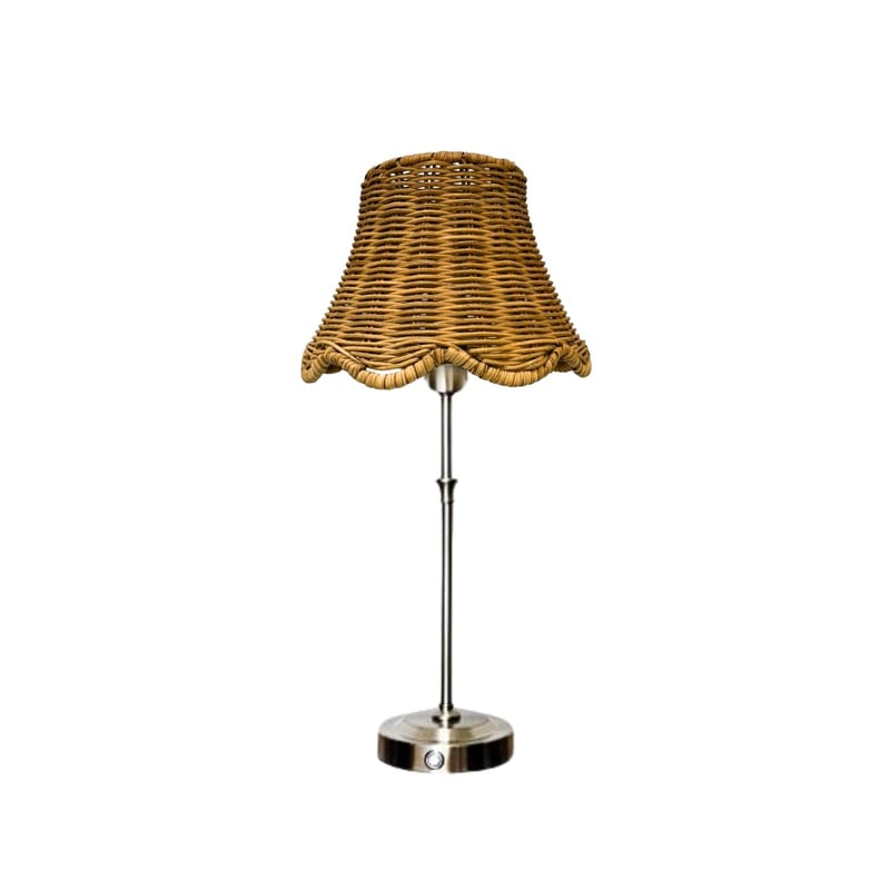 16" LED Nickel Lamp - Natural Scallop