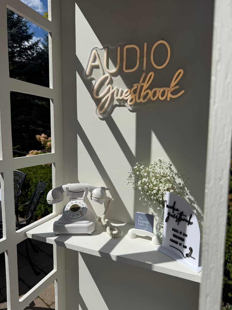 The Classic Keepsake Audio Guestbook Phone Booth