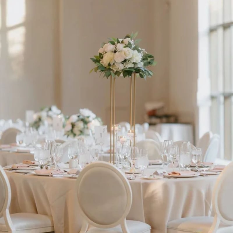 30" Gold Harlow Flower Stand
