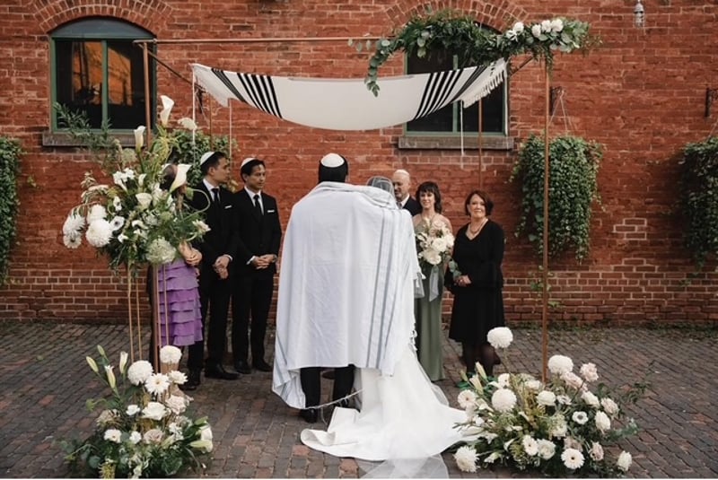 Single Pole Copper Chuppah with Canopy, Draping and Setup (Wood Feet)