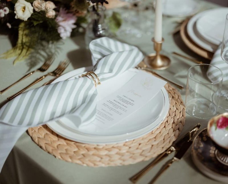 Gold Rim Porcelain Dinnerware Set