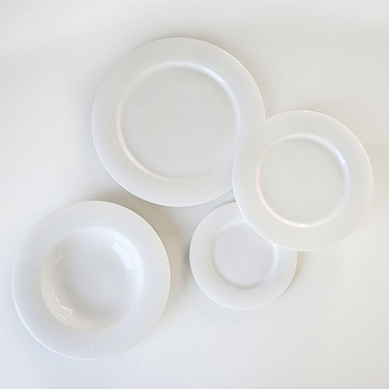 White Ribbed Porcelain 8.75" Bowl