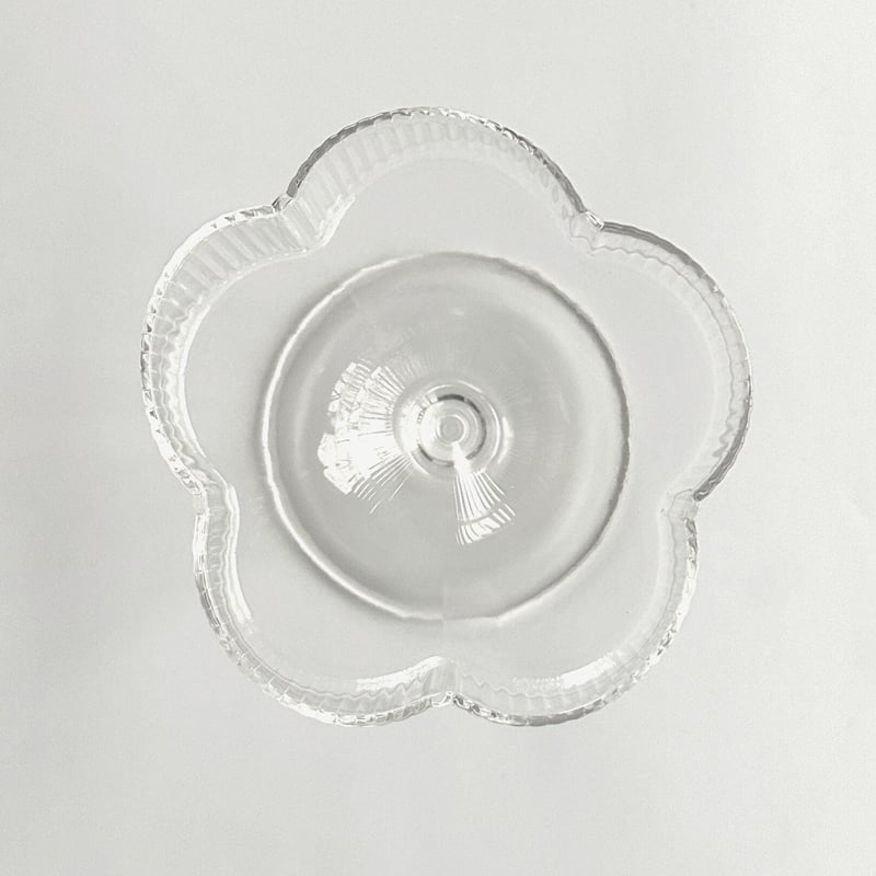 Ribbed Flower Coupe Glass